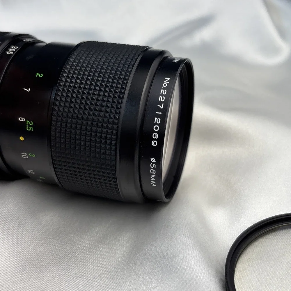 Vintage Vivitar Macro Focusing Zoom Camera‎ Lens 75-205mm 1:3.8  58mm Japan